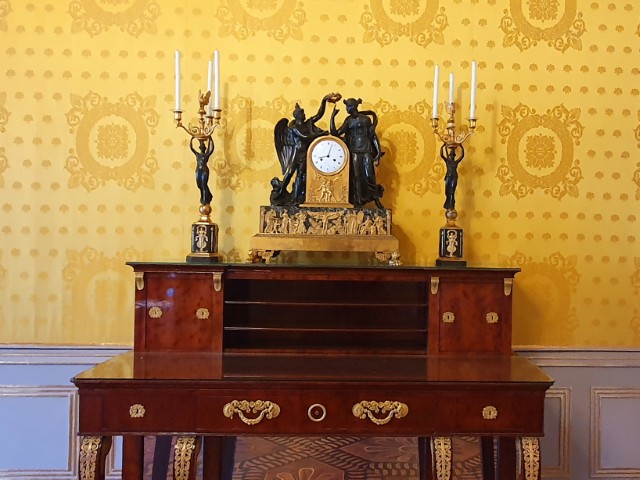 Is the Albertina Museum worth visiting? a decorative item from the State Rooms 