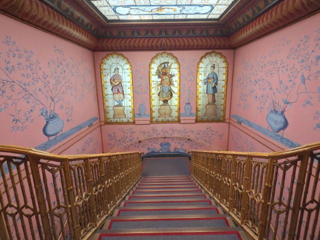 Brighton Pavilion interior design with Chinese wallpaper, a decorated skylight, and Chinese characters on the windows