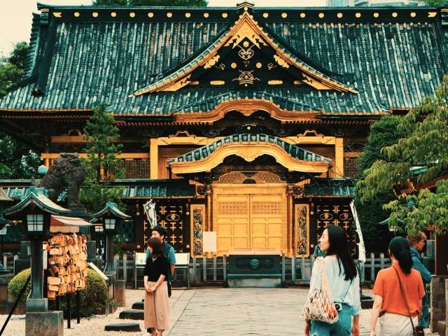Tōshō-gū Shrine - Ueno Park self guided walk