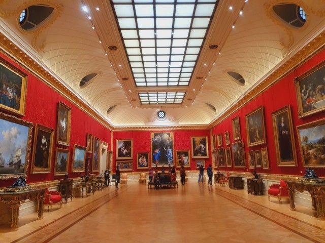 Wallace Collection - The Great Gallery - on the the Wallace Collection highlights