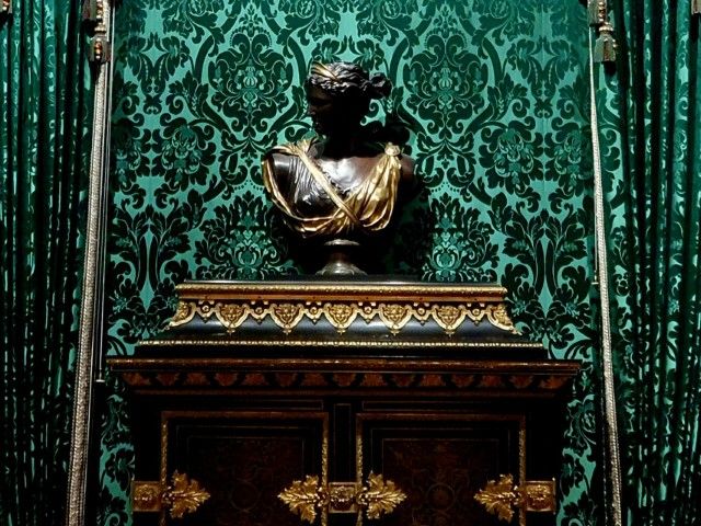 Wallace Collection sculpture